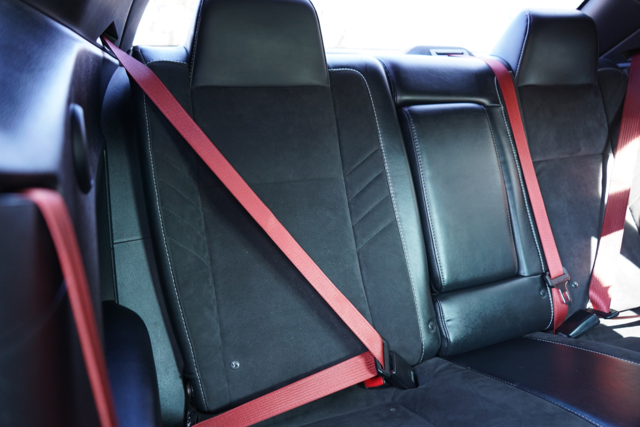 Dodge Challenger 2dr Cpe SRT Hellcat 2015