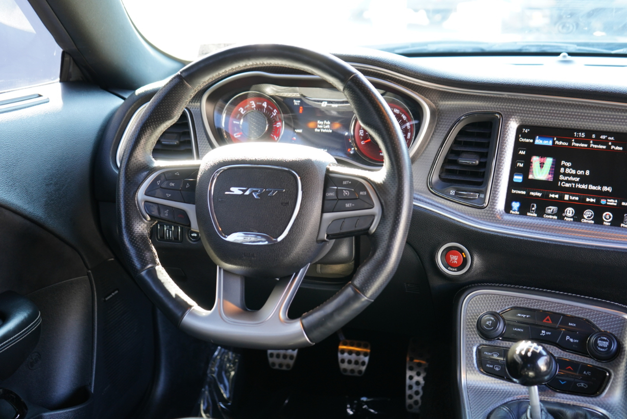 Dodge Challenger 2dr Cpe SRT Hellcat 2015