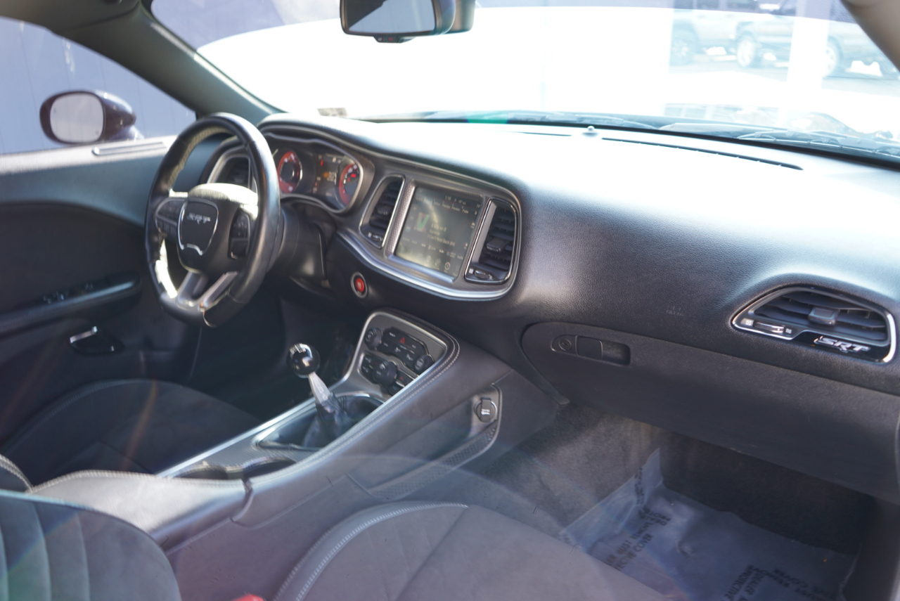 Dodge Challenger 2dr Cpe SRT Hellcat 2015