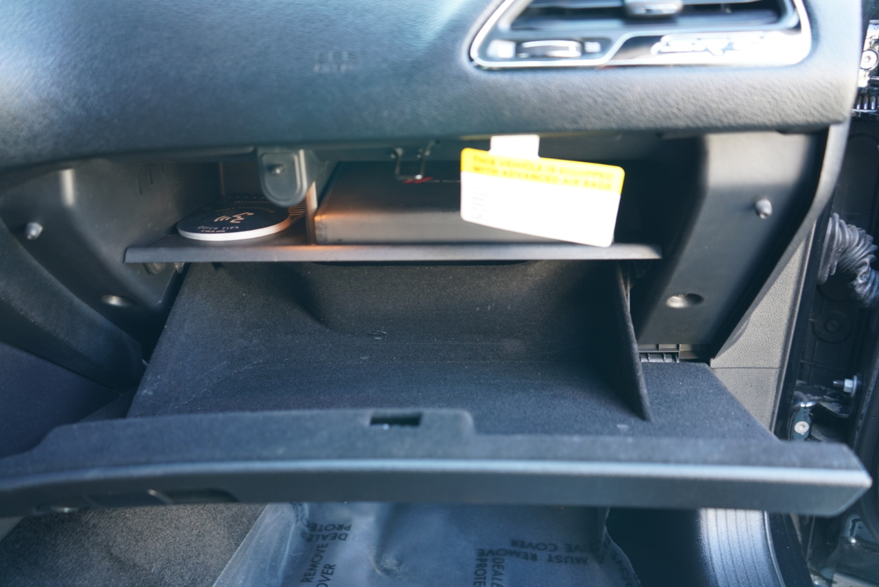 Dodge Challenger 2dr Cpe SRT Hellcat 2015