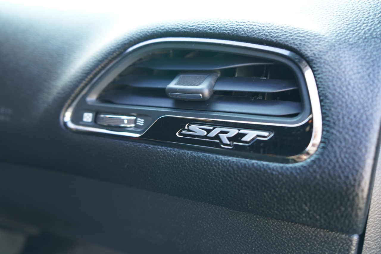 Dodge Challenger 2dr Cpe SRT Hellcat 2015