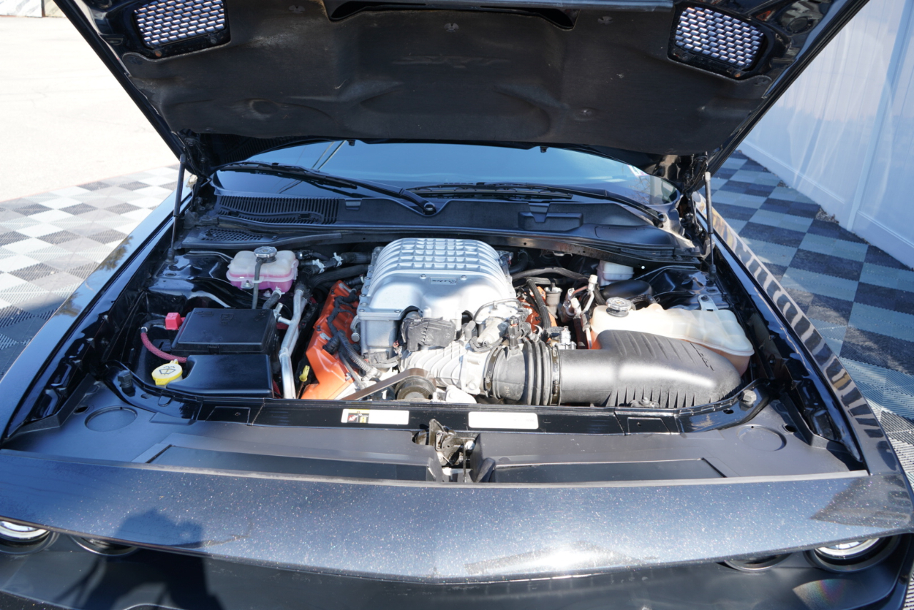 Dodge Challenger 2dr Cpe SRT Hellcat 2015