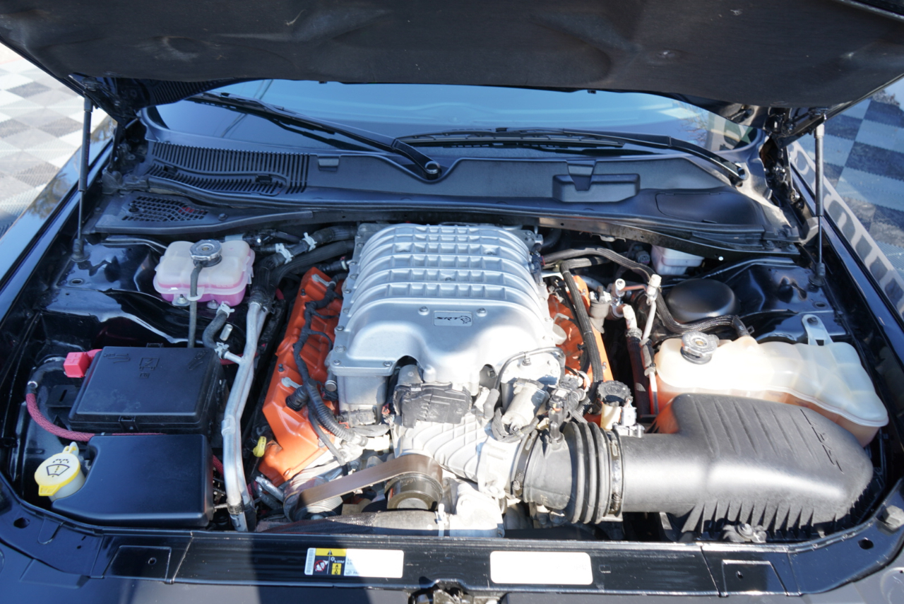 Dodge Challenger 2dr Cpe SRT Hellcat 2015