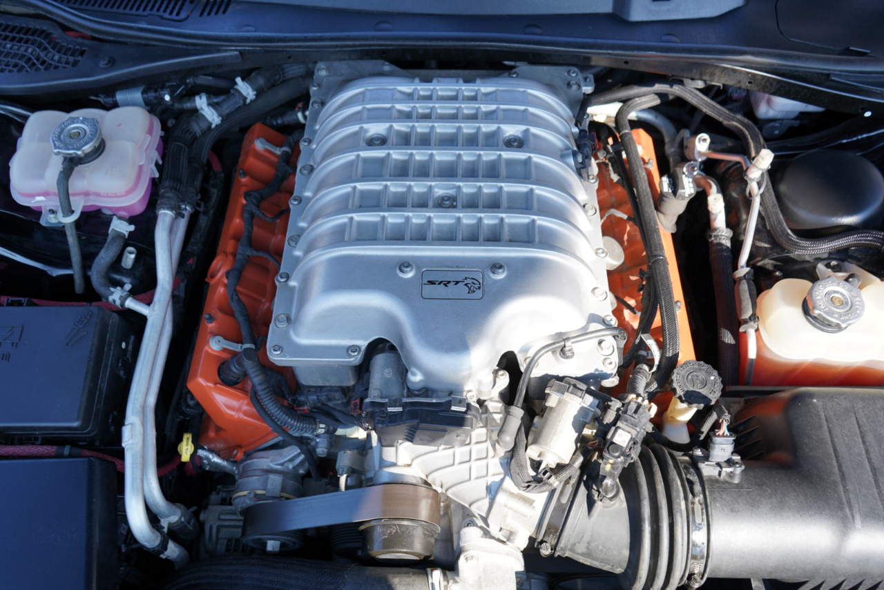 Dodge Challenger 2dr Cpe SRT Hellcat 2015