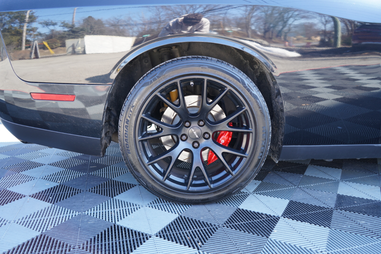 Dodge Challenger 2dr Cpe SRT Hellcat 2015