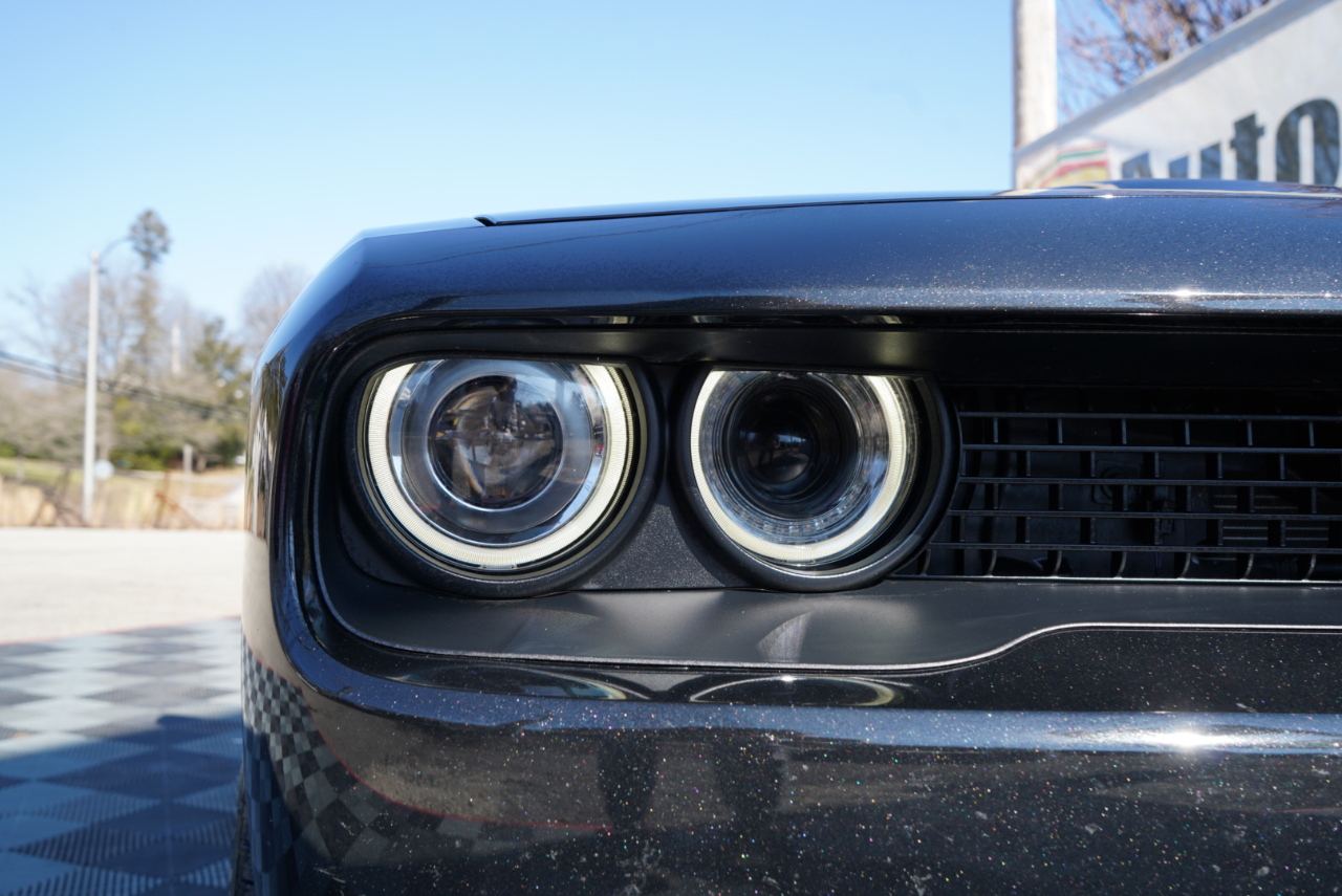 Dodge Challenger 2dr Cpe SRT Hellcat 2015