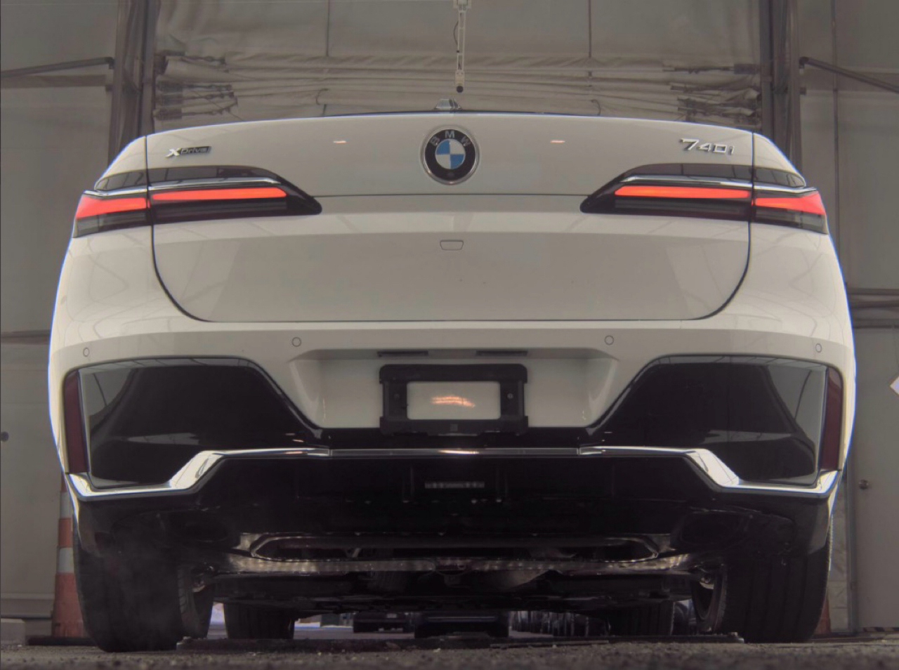 BMW 7 Series 740i xDrive Sedan 2024