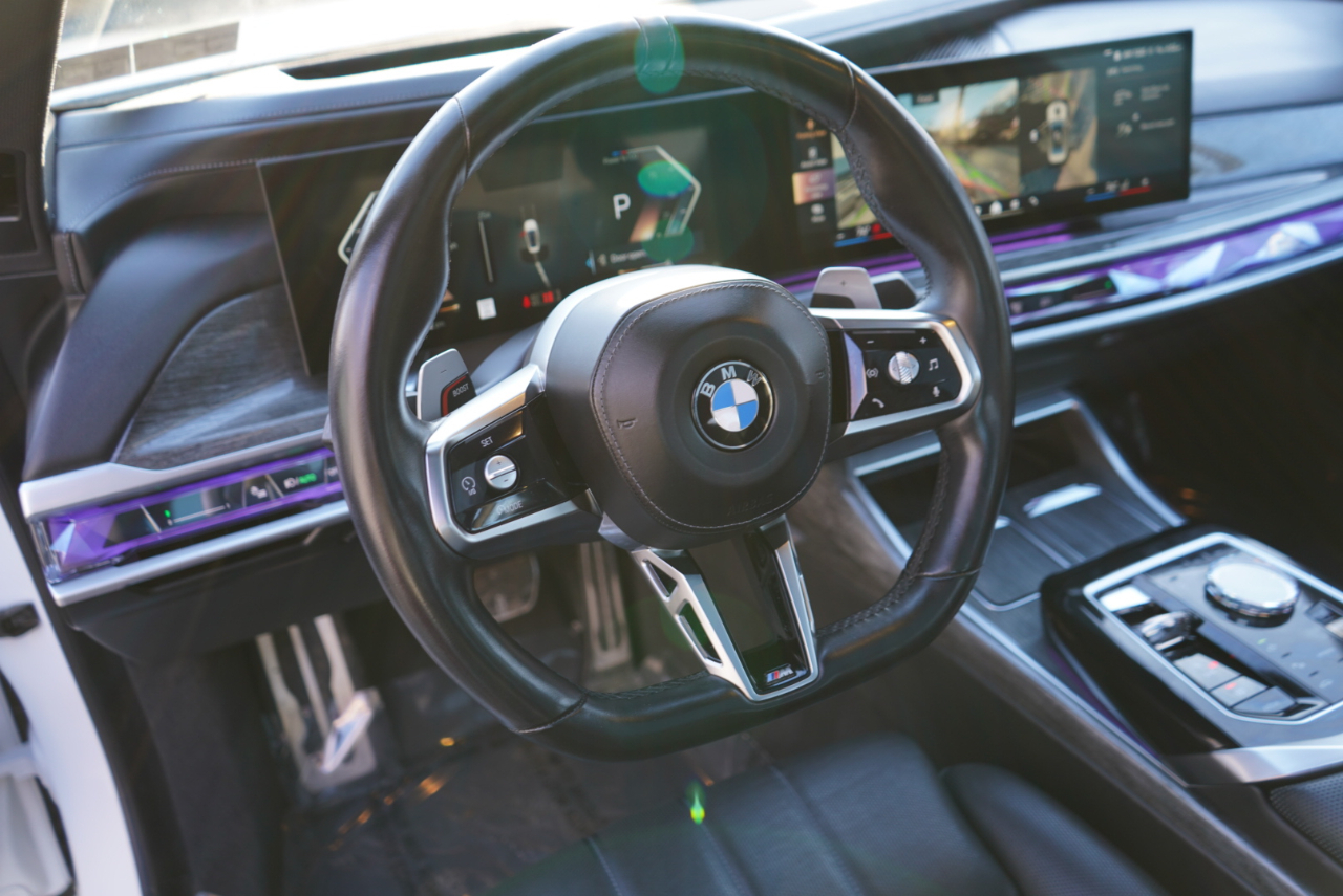 BMW 7 Series 740i xDrive Sedan 2024