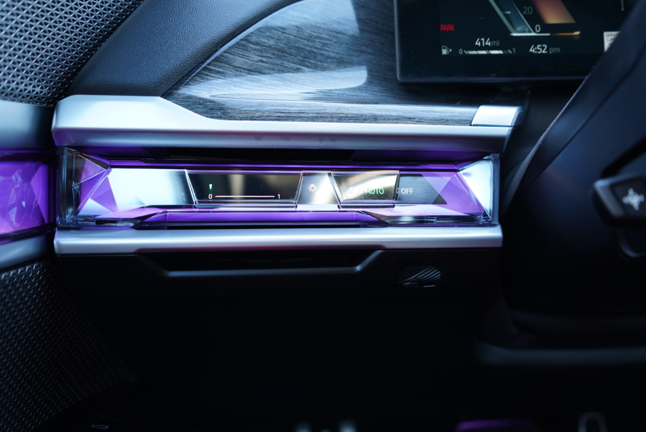 BMW 7 Series 740i xDrive Sedan 2024