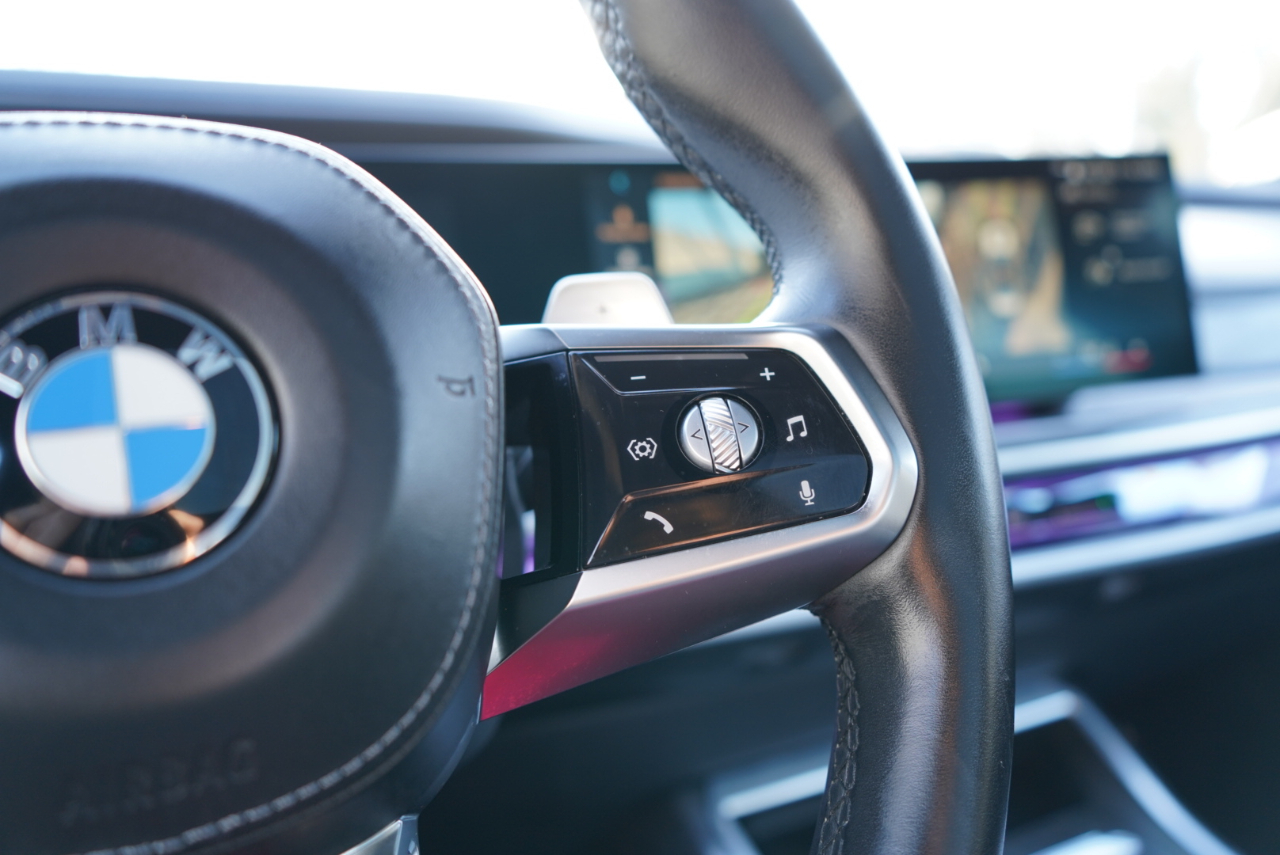 BMW 7 Series 740i xDrive Sedan 2024