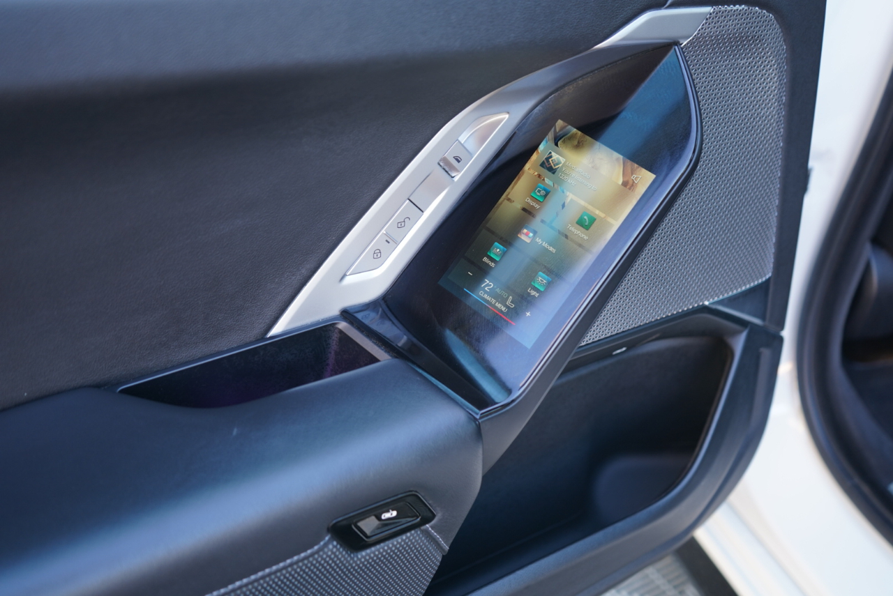 BMW 7 Series 740i xDrive Sedan 2024