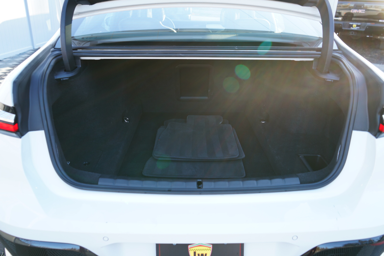 BMW 7 Series 740i xDrive Sedan 2024