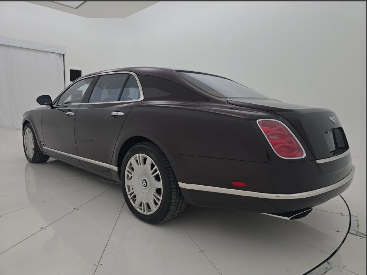 Bentley Mulsanne 4dr Sdn 2011