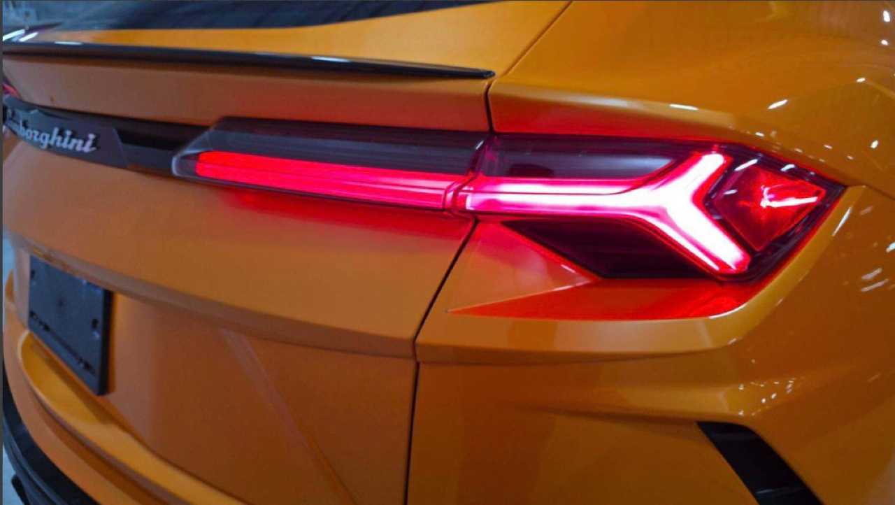 Lamborghini Urus AWD 2022