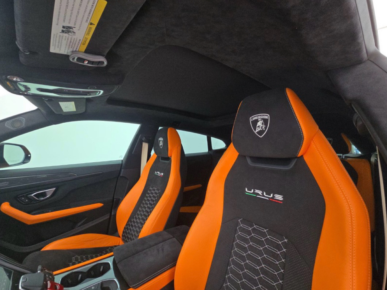 Lamborghini Urus AWD 2022