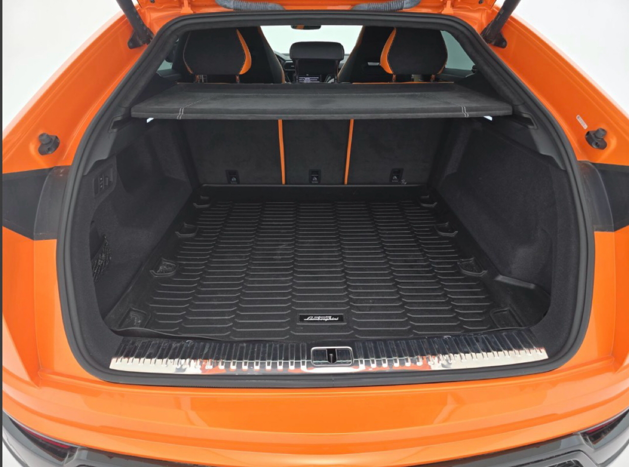 Lamborghini Urus AWD 2022