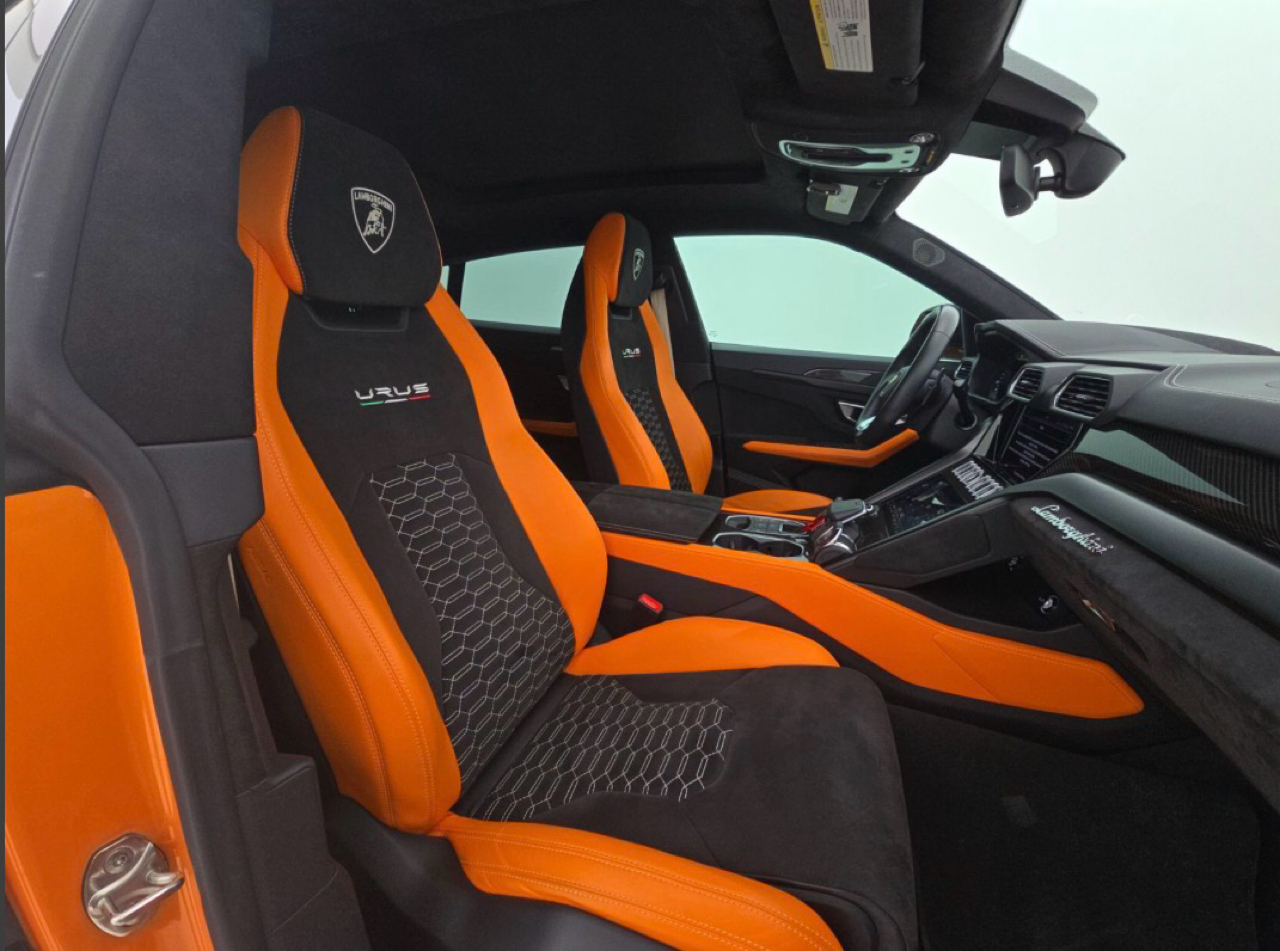 Lamborghini Urus AWD 2022