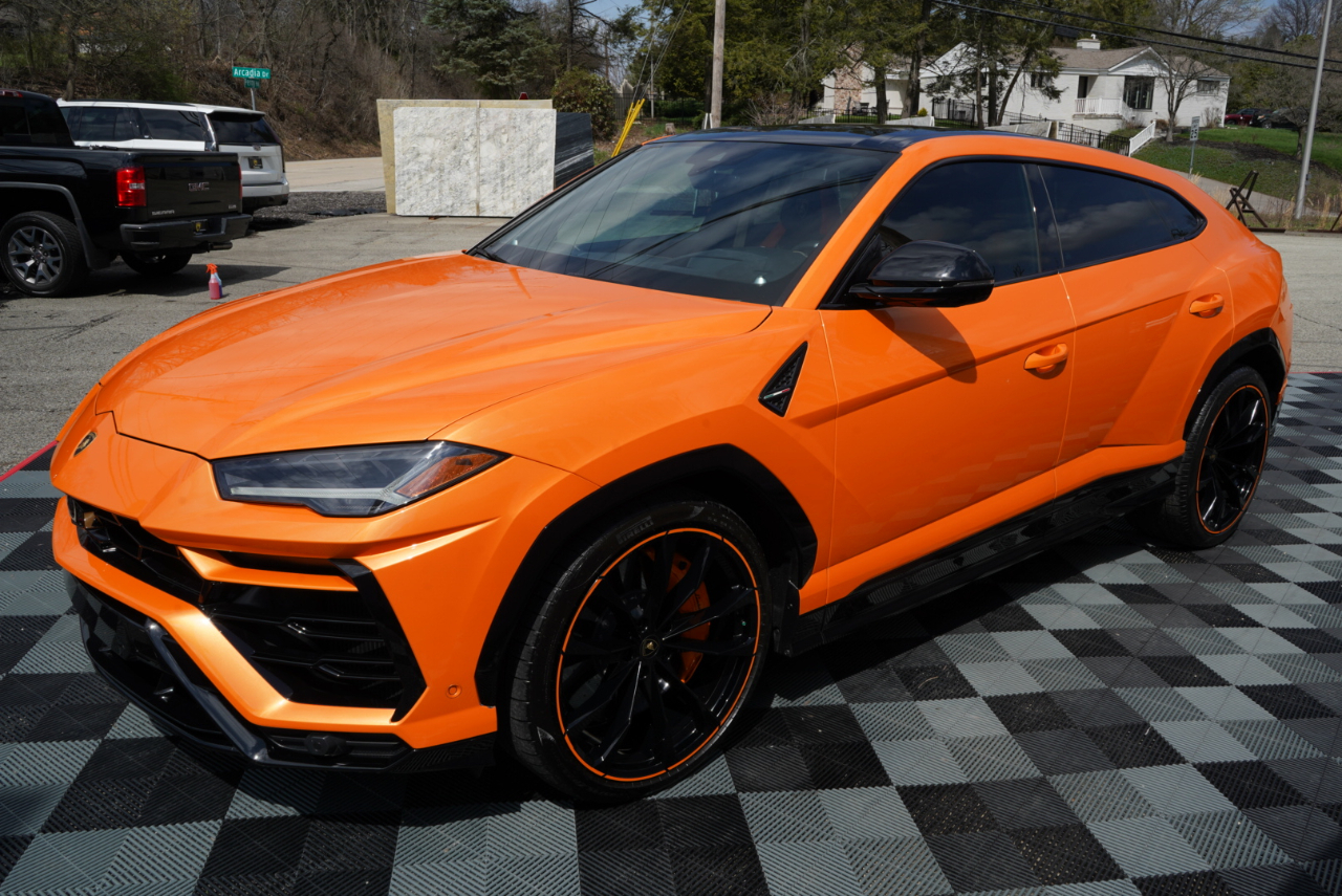 Lamborghini Urus AWD 2022