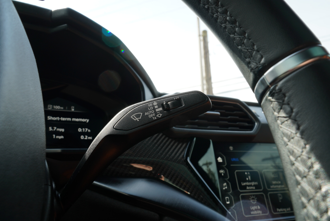 Lamborghini Urus AWD 2022