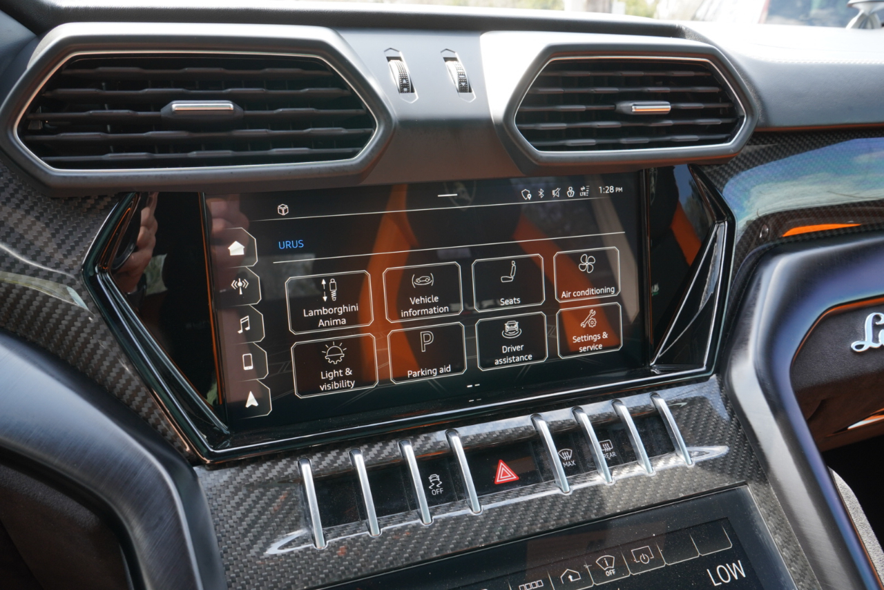 Lamborghini Urus AWD 2022