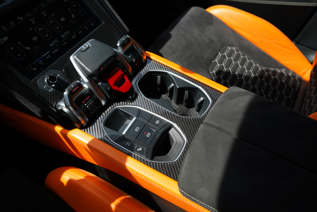 Lamborghini Urus AWD 2022