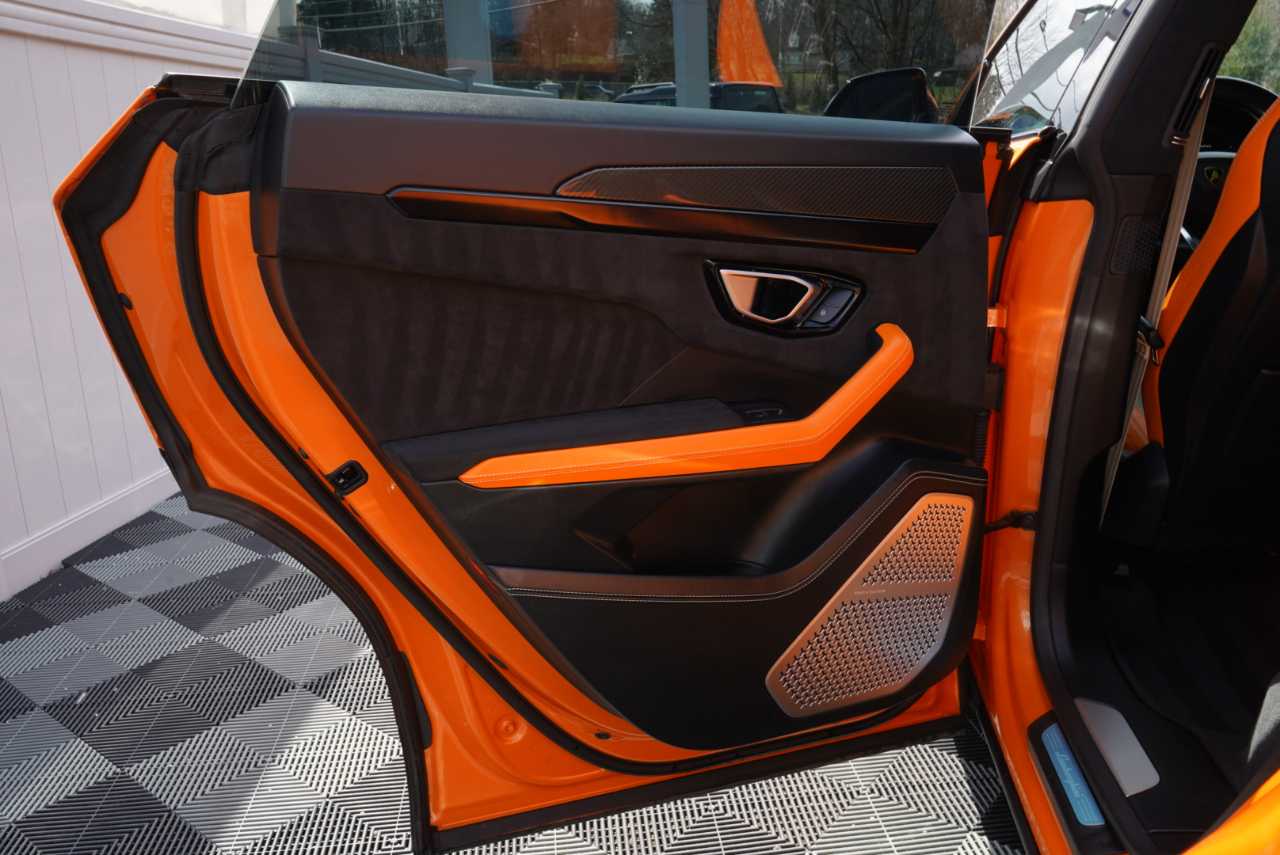 Lamborghini Urus AWD 2022