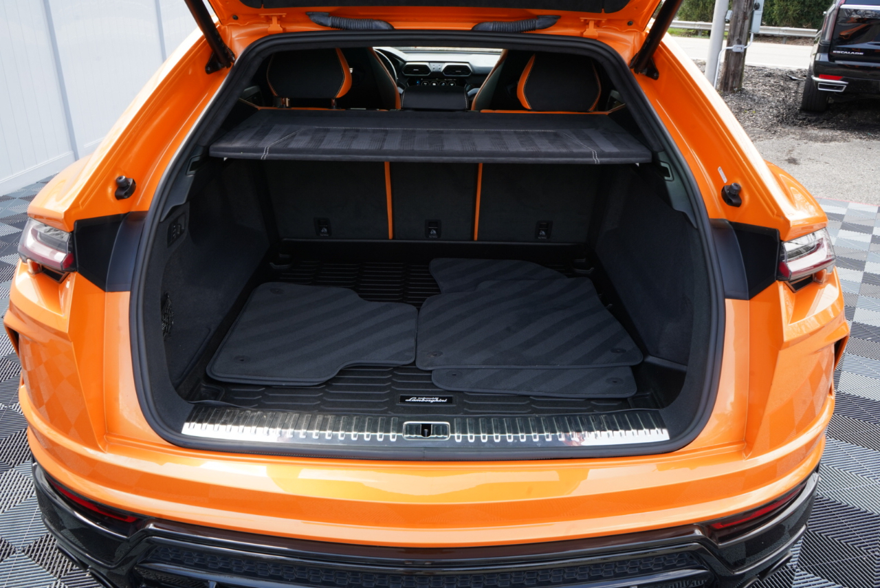 Lamborghini Urus AWD 2022