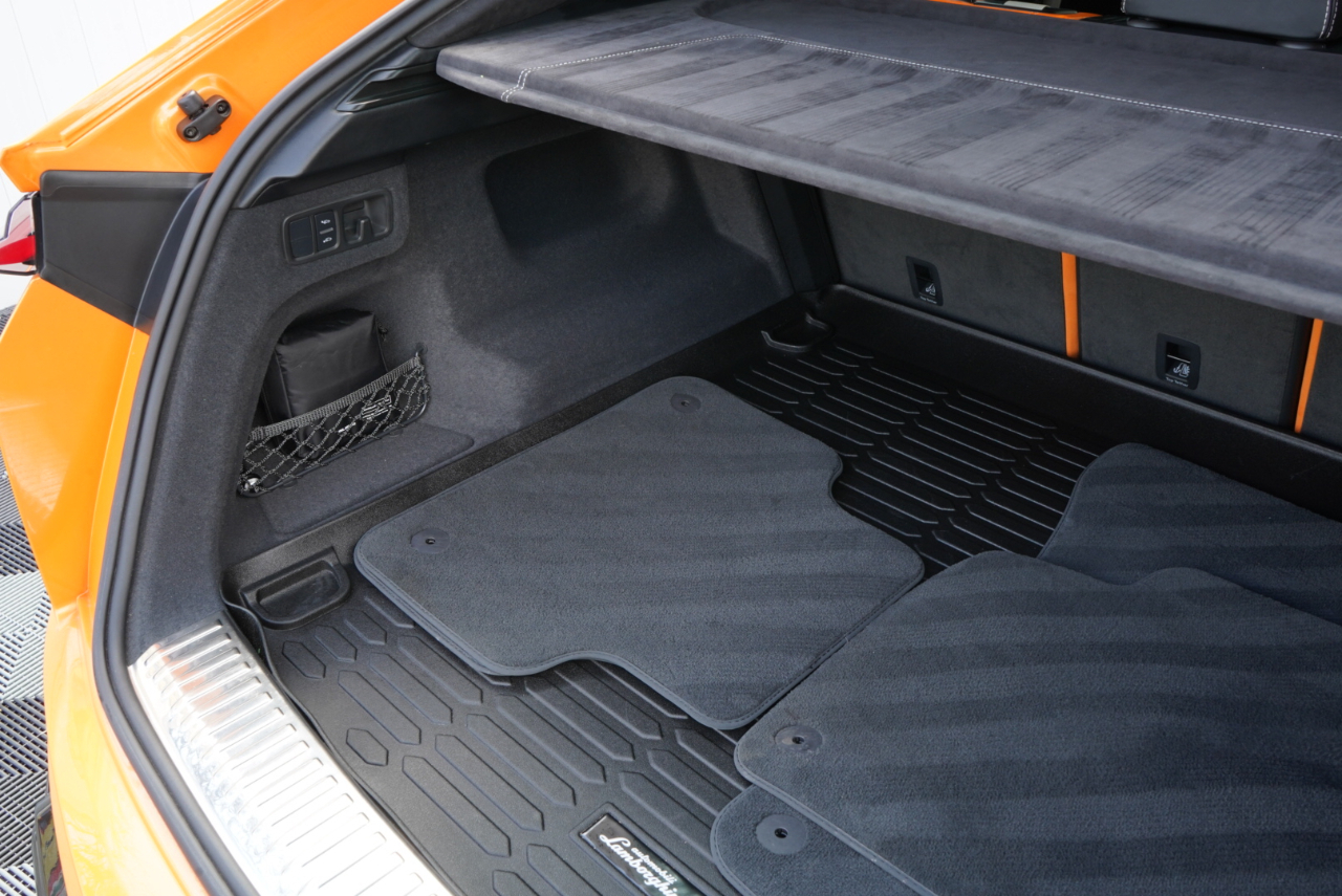 Lamborghini Urus AWD 2022