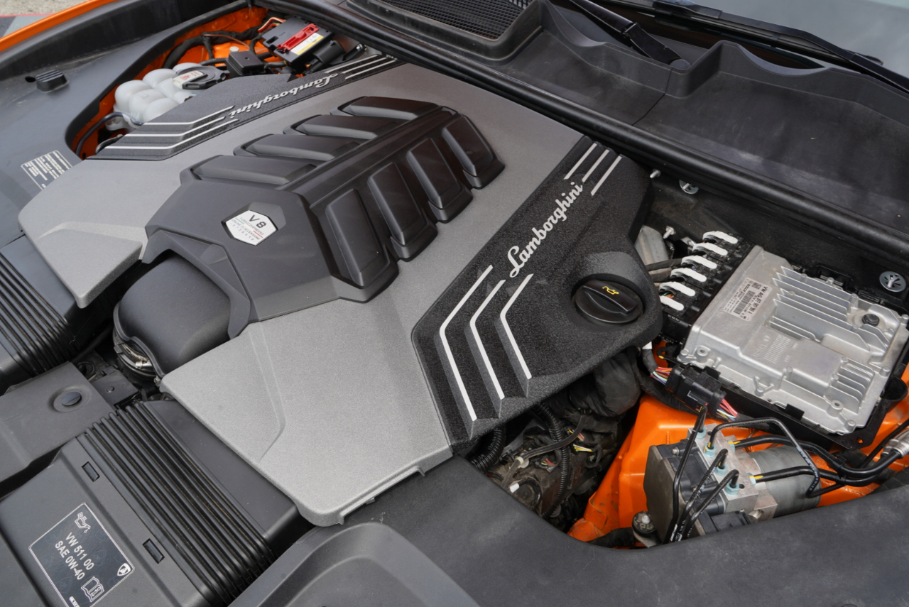 Lamborghini Urus AWD 2022