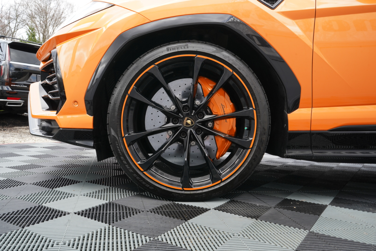 Lamborghini Urus AWD 2022