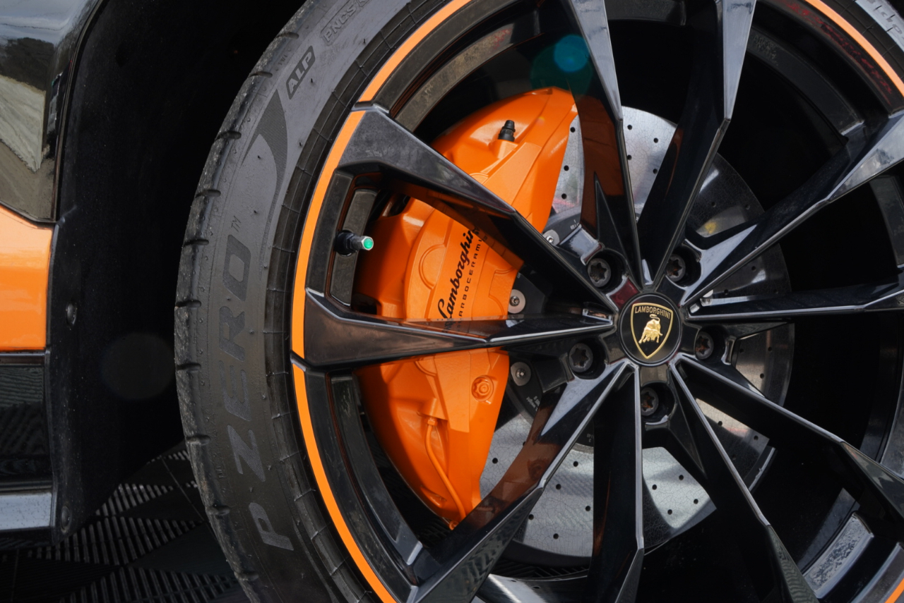 Lamborghini Urus AWD 2022