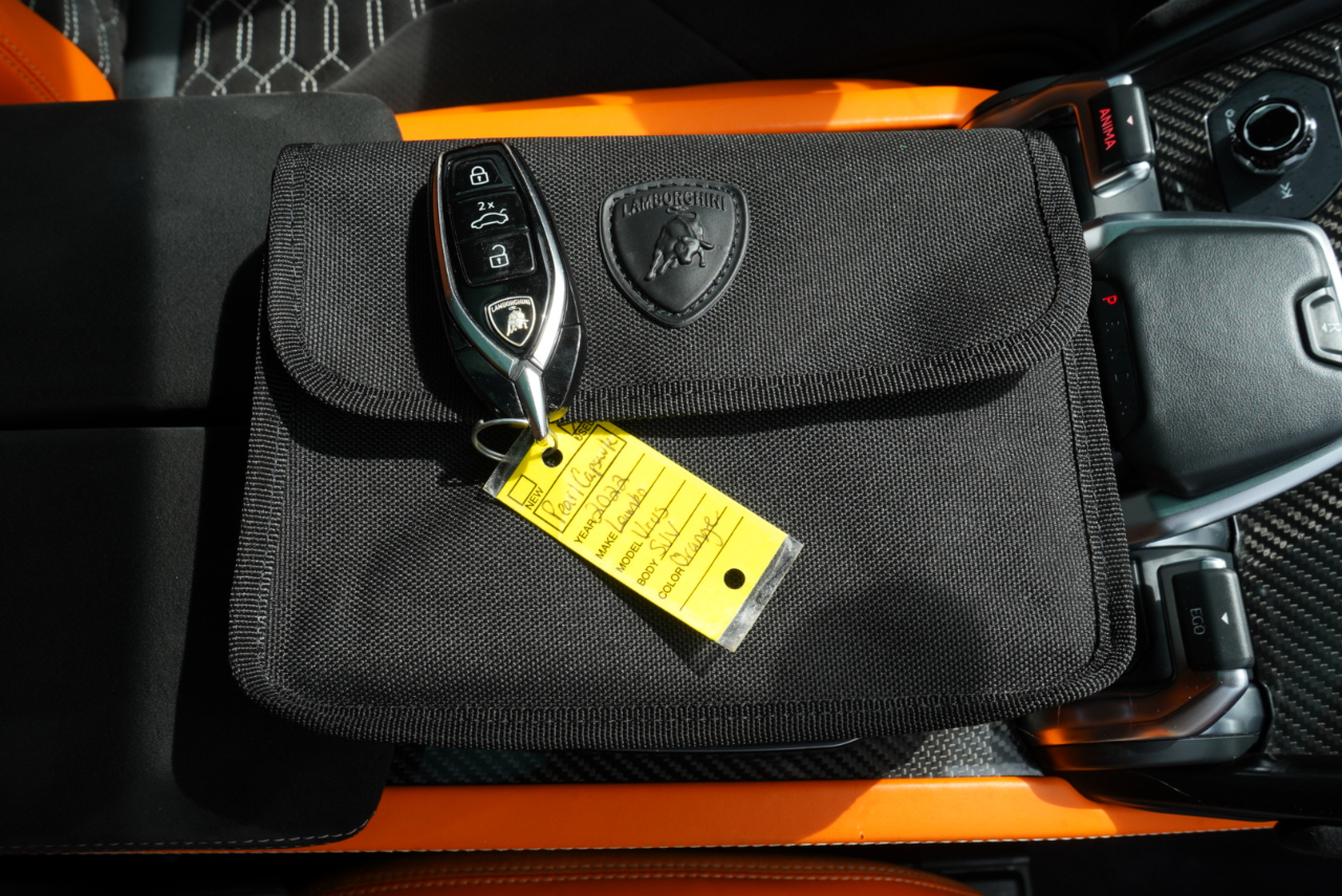 Lamborghini Urus AWD 2022