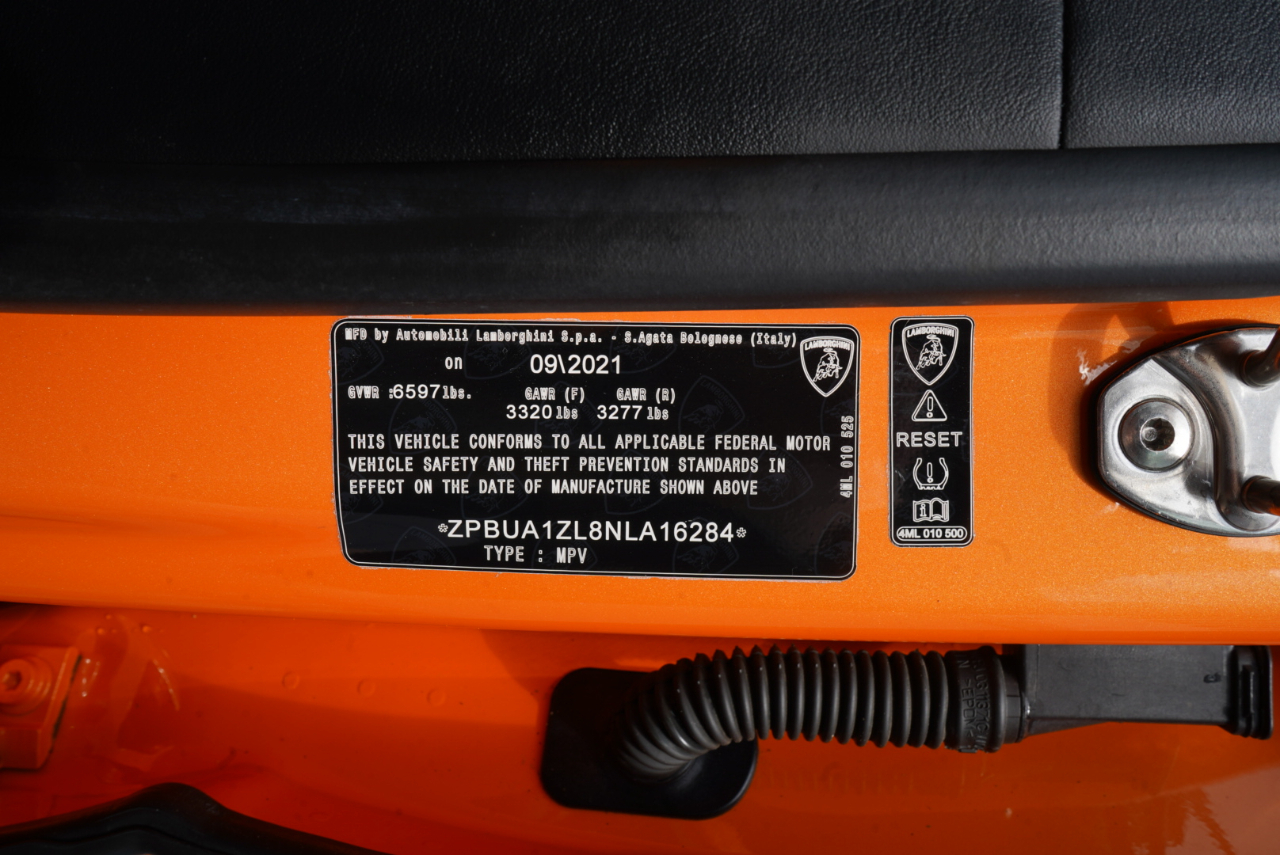 Lamborghini Urus AWD 2022