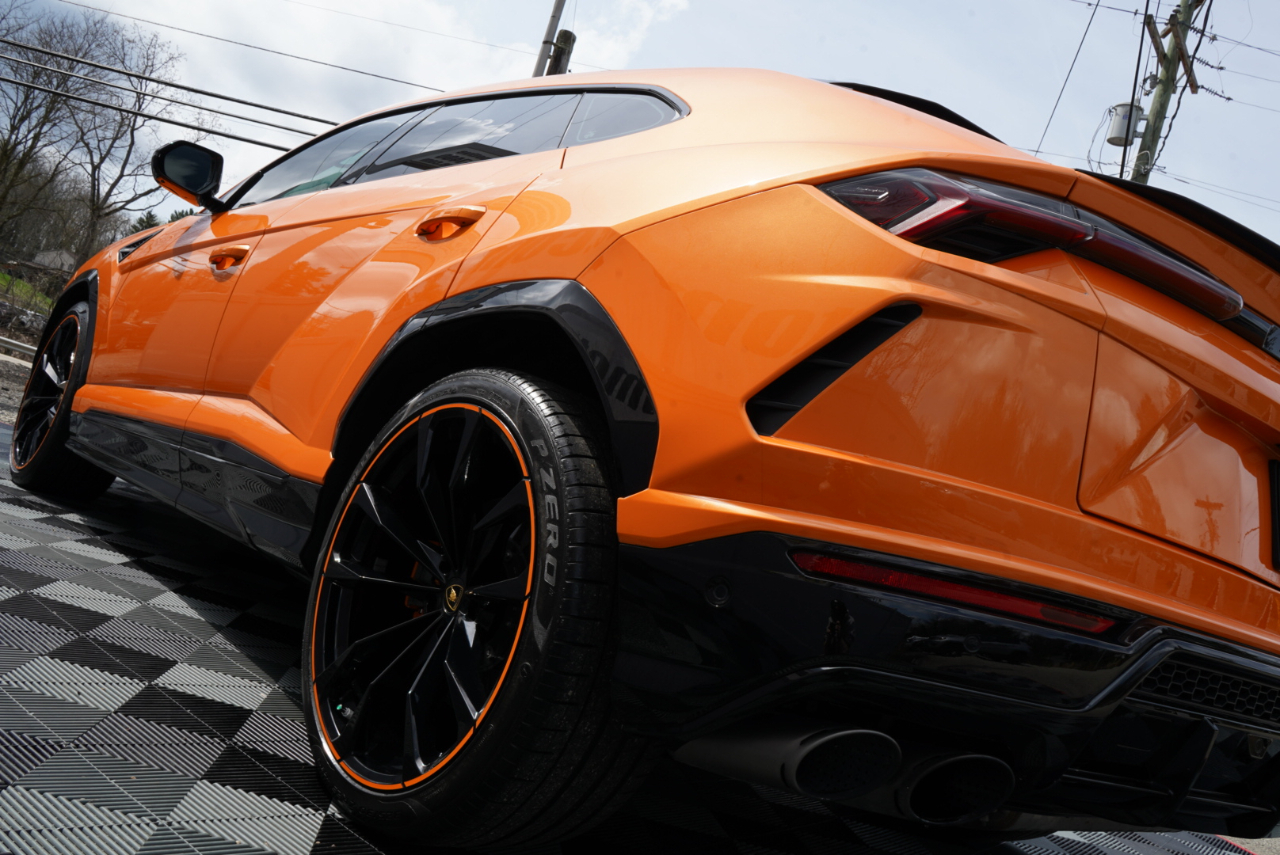 Lamborghini Urus AWD 2022
