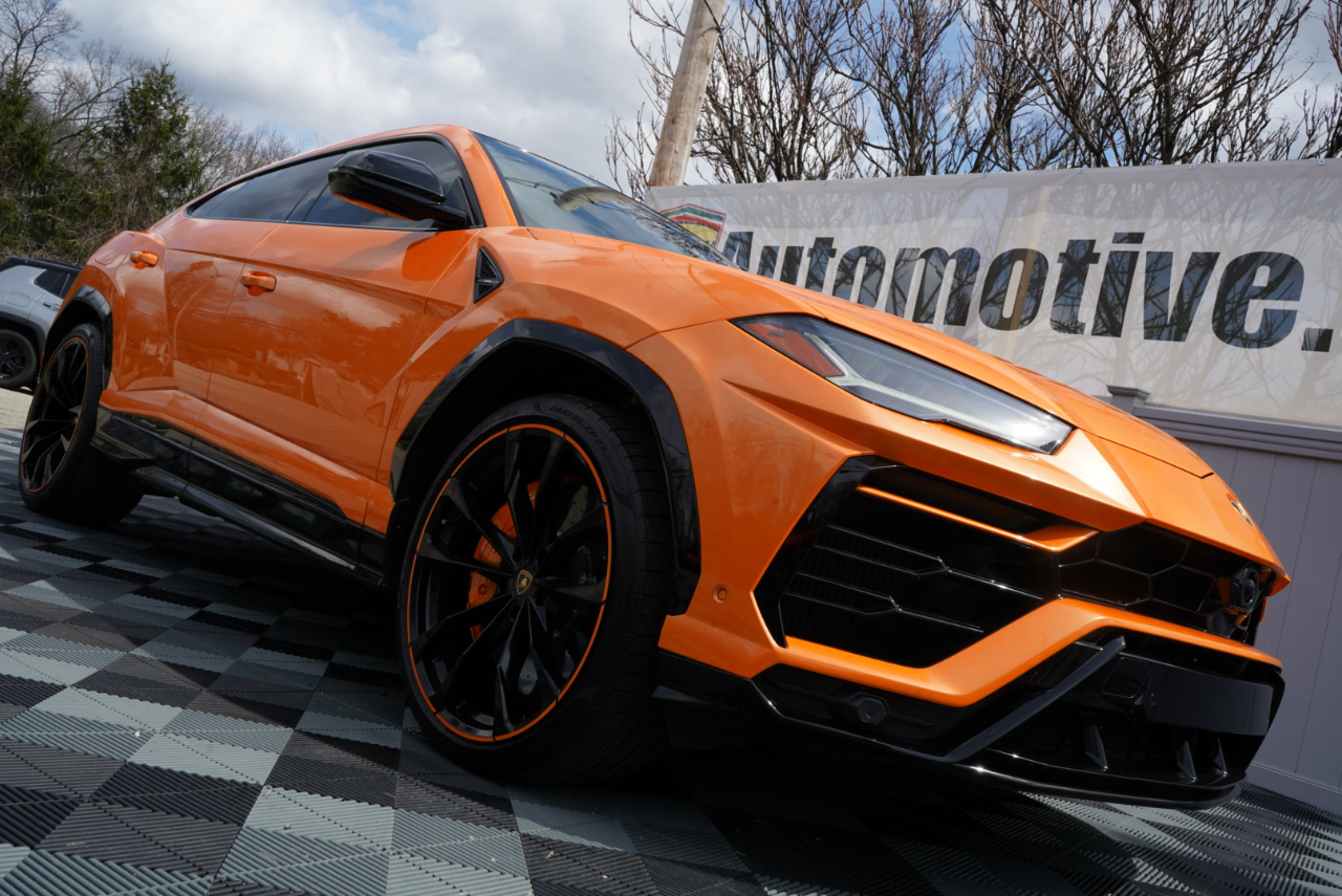 Lamborghini Urus AWD 2022