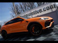 2022 Lamborghini Urus 