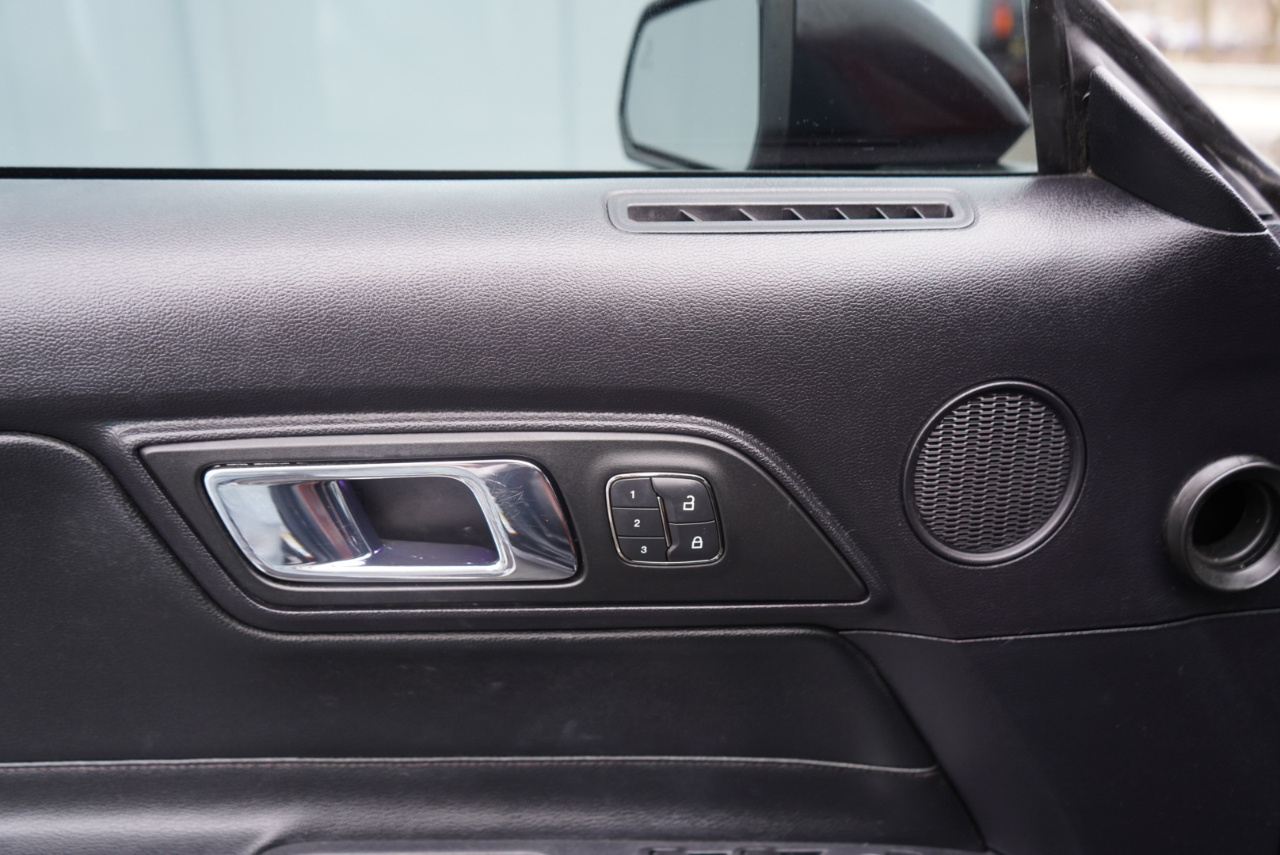 Ford Mustang 2dr Conv GT Premium 2015