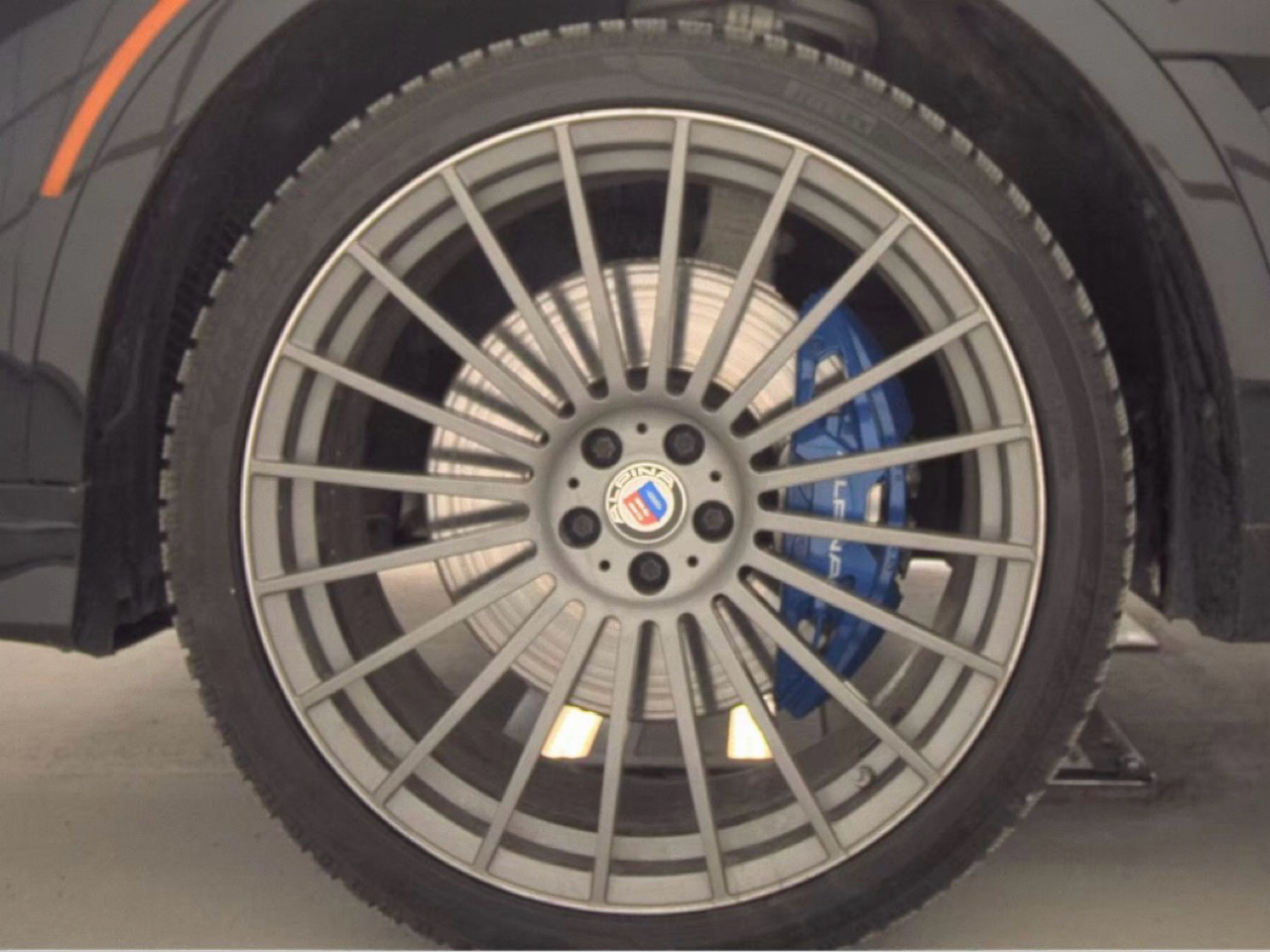 BMW X7 ALPINA XB7 Sports Activity Vehicle 2022