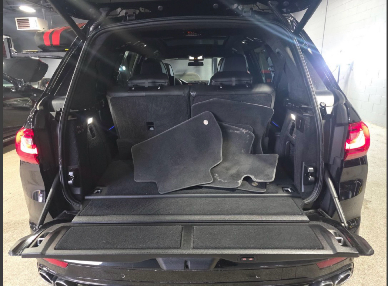 BMW X7 ALPINA XB7 Sports Activity Vehicle 2022