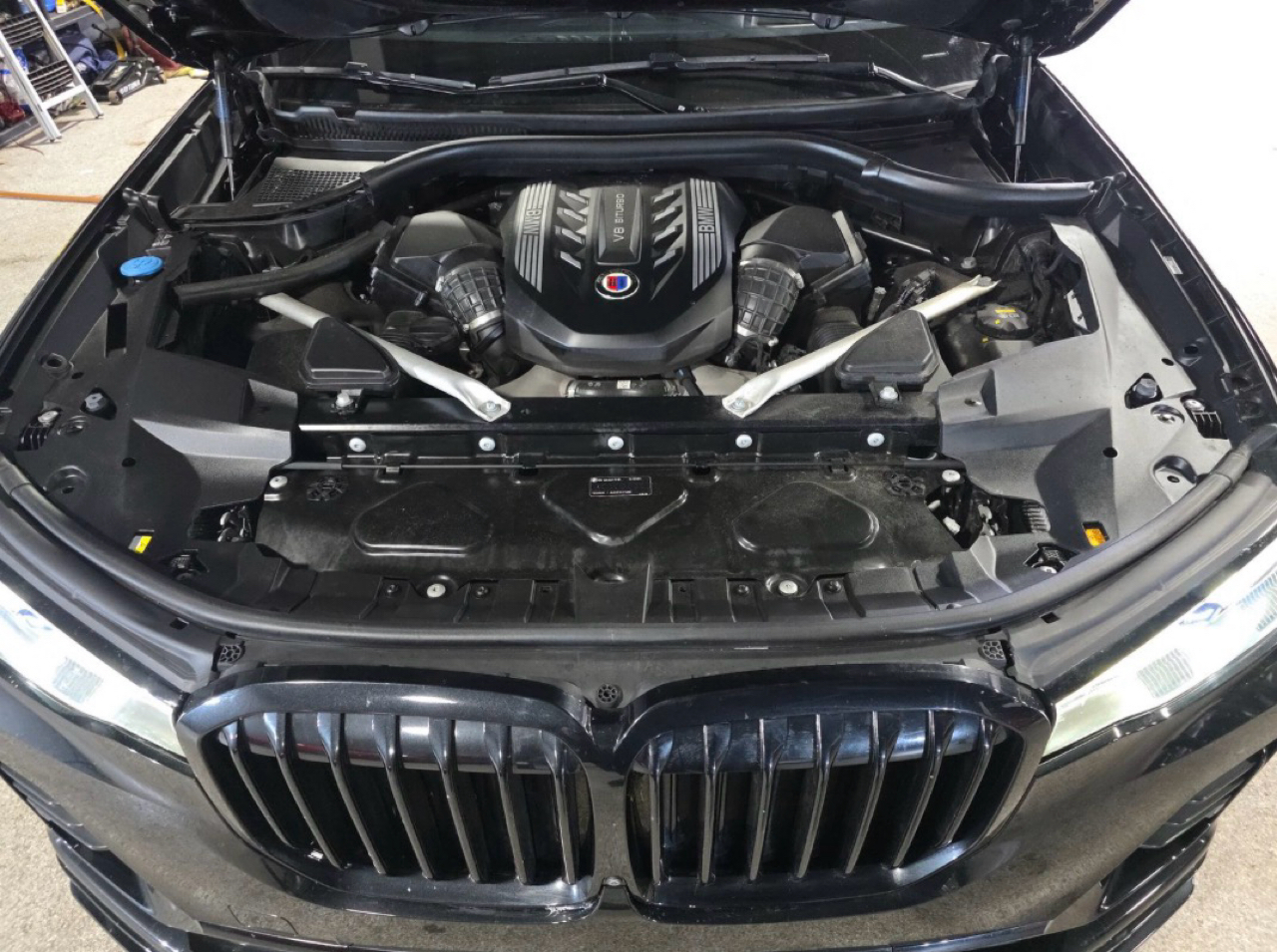 BMW X7 ALPINA XB7 Sports Activity Vehicle 2022