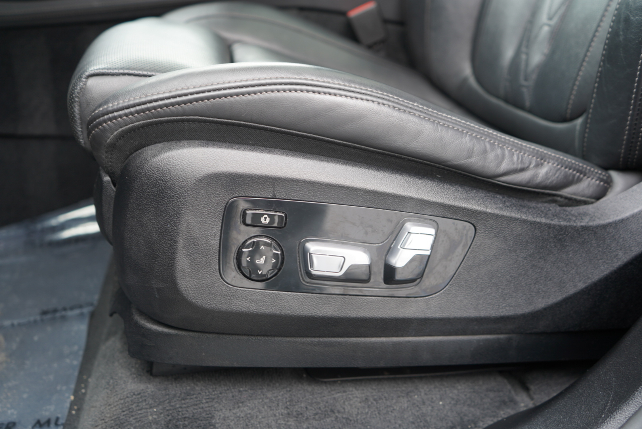 BMW X7 ALPINA XB7 Sports Activity Vehicle 2022