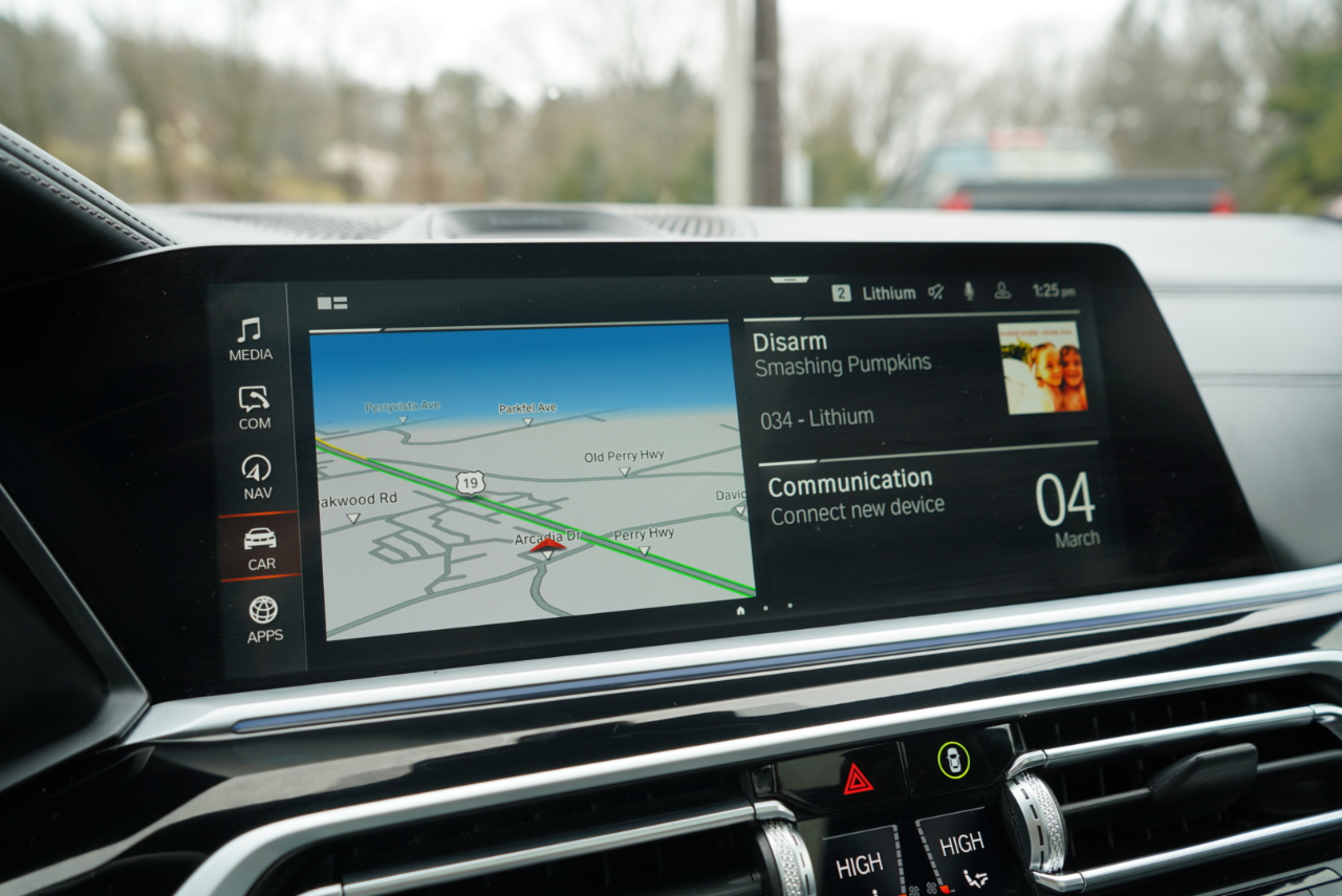 BMW X7 ALPINA XB7 Sports Activity Vehicle 2022