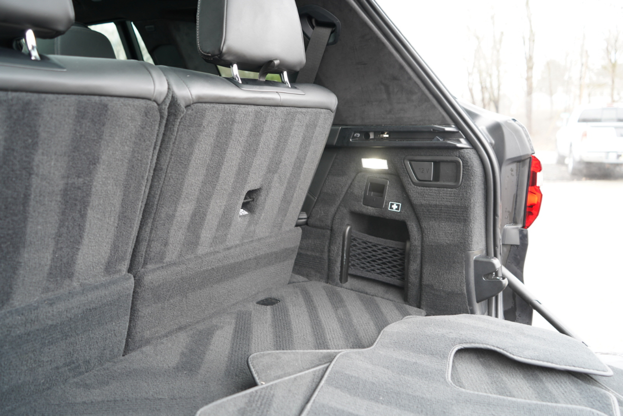 BMW X7 ALPINA XB7 Sports Activity Vehicle 2022