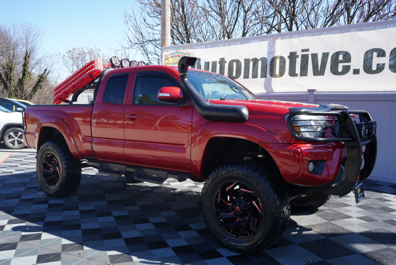 Toyota Tacoma 4WD Access Cab I4 AT (Natl) 2015