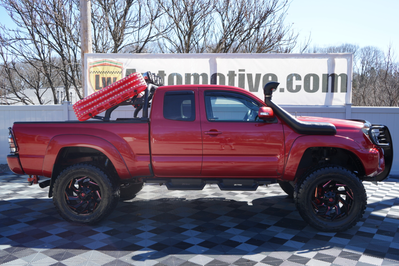 Toyota Tacoma 4WD Access Cab I4 AT (Natl) 2015