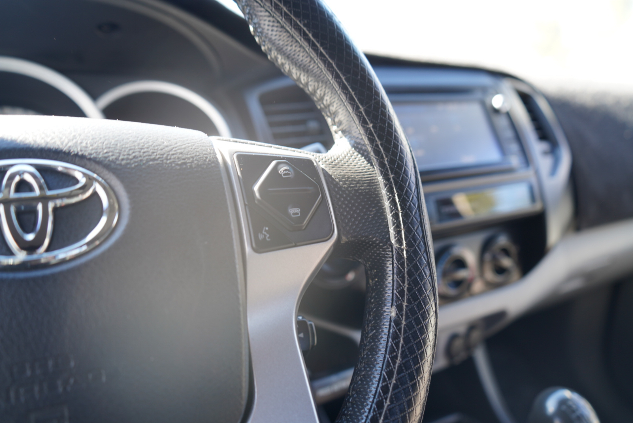 Toyota Tacoma 4WD Access Cab I4 AT (Natl) 2015