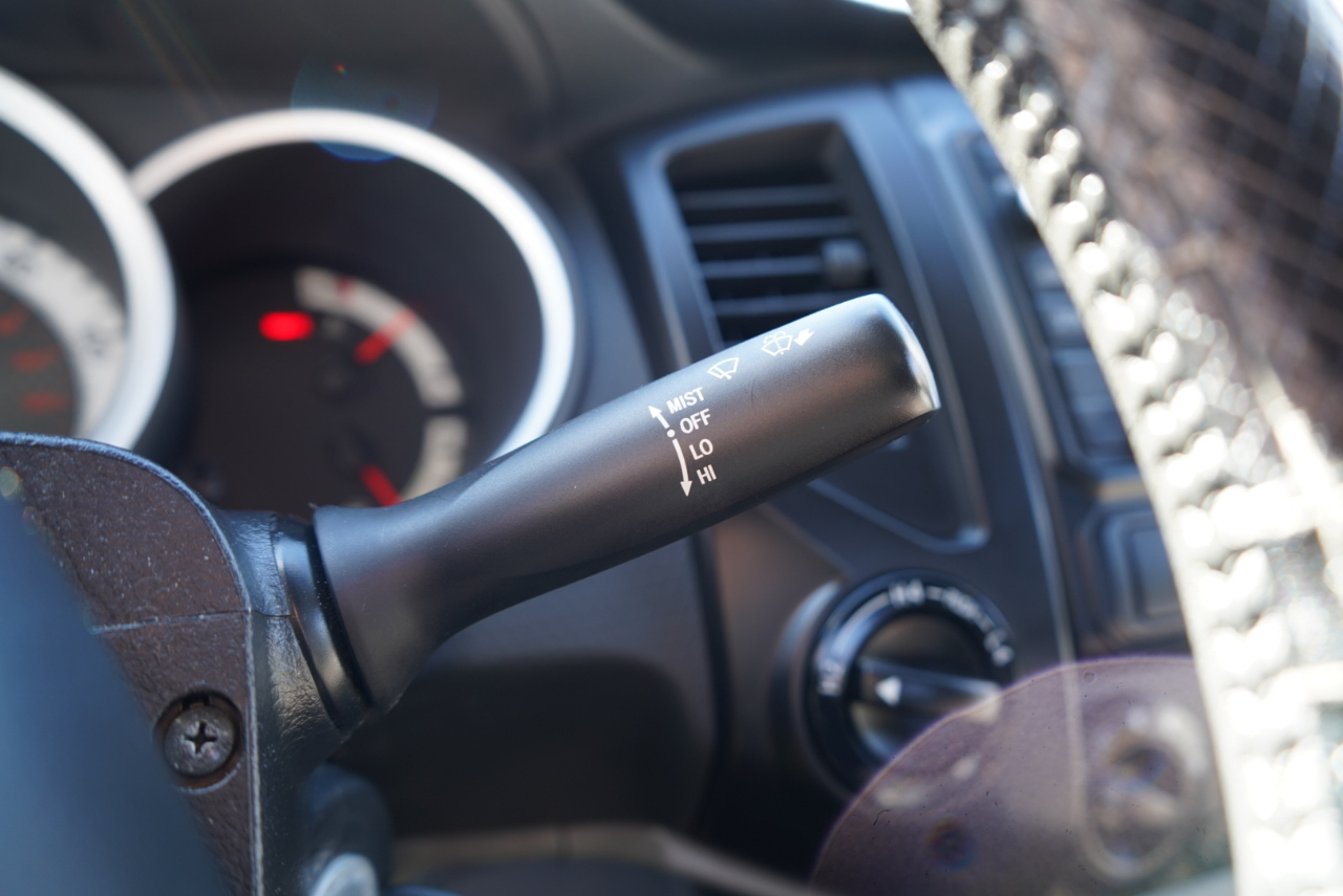 Toyota Tacoma 4WD Access Cab I4 AT (Natl) 2015