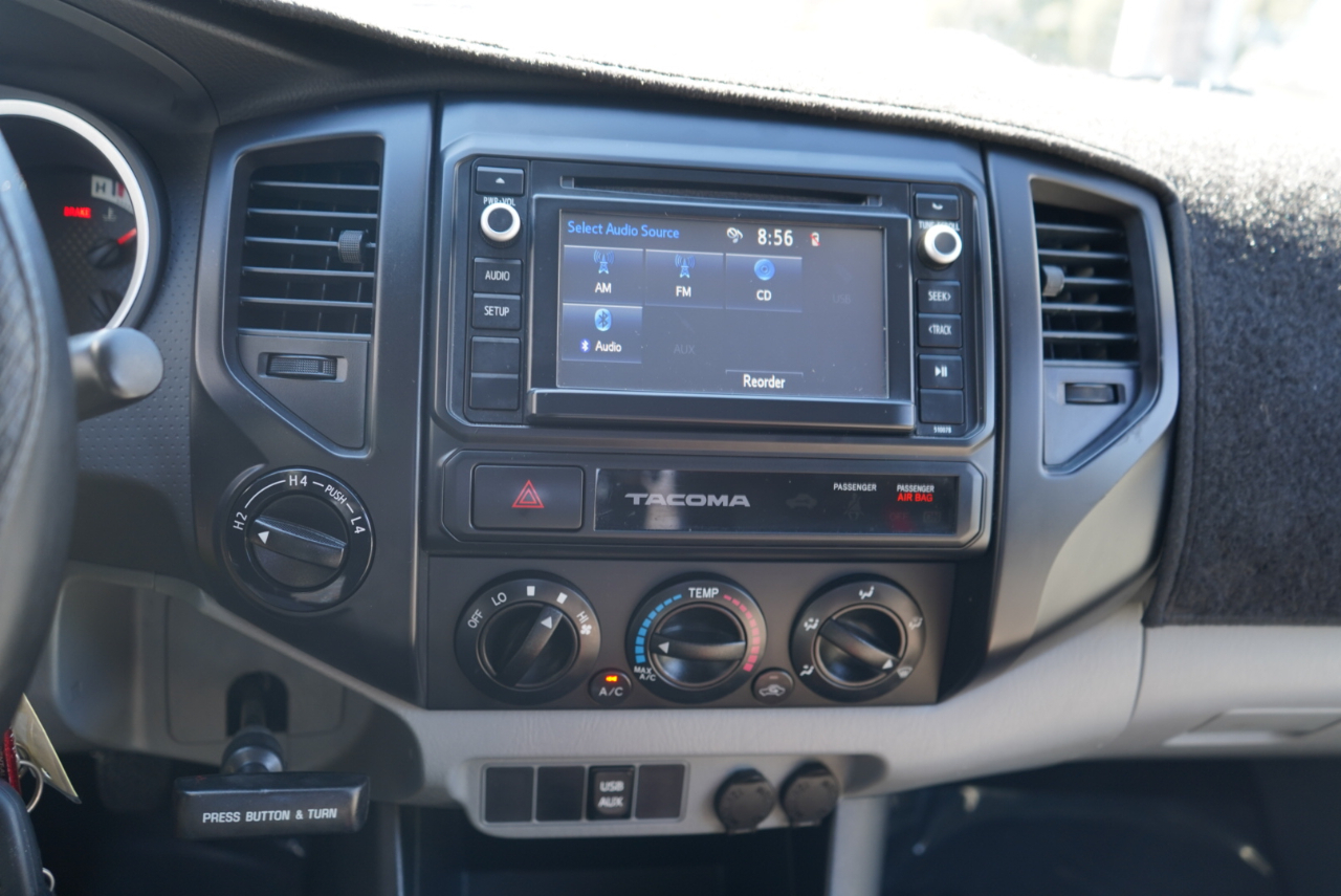 Toyota Tacoma 4WD Access Cab I4 AT (Natl) 2015