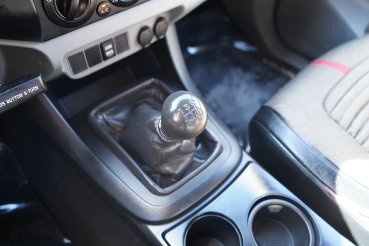 Toyota Tacoma 4WD Access Cab I4 AT (Natl) 2015