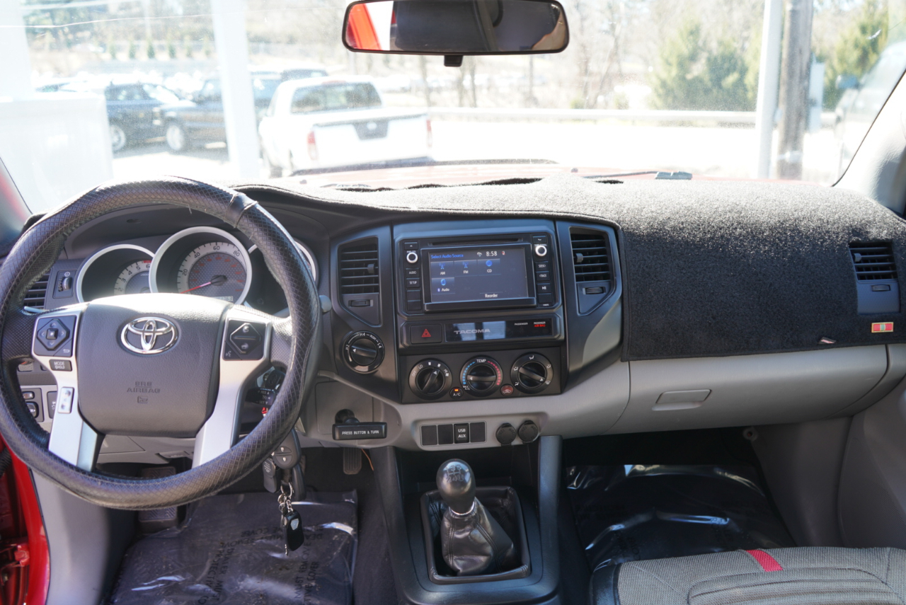 Toyota Tacoma 4WD Access Cab I4 AT (Natl) 2015